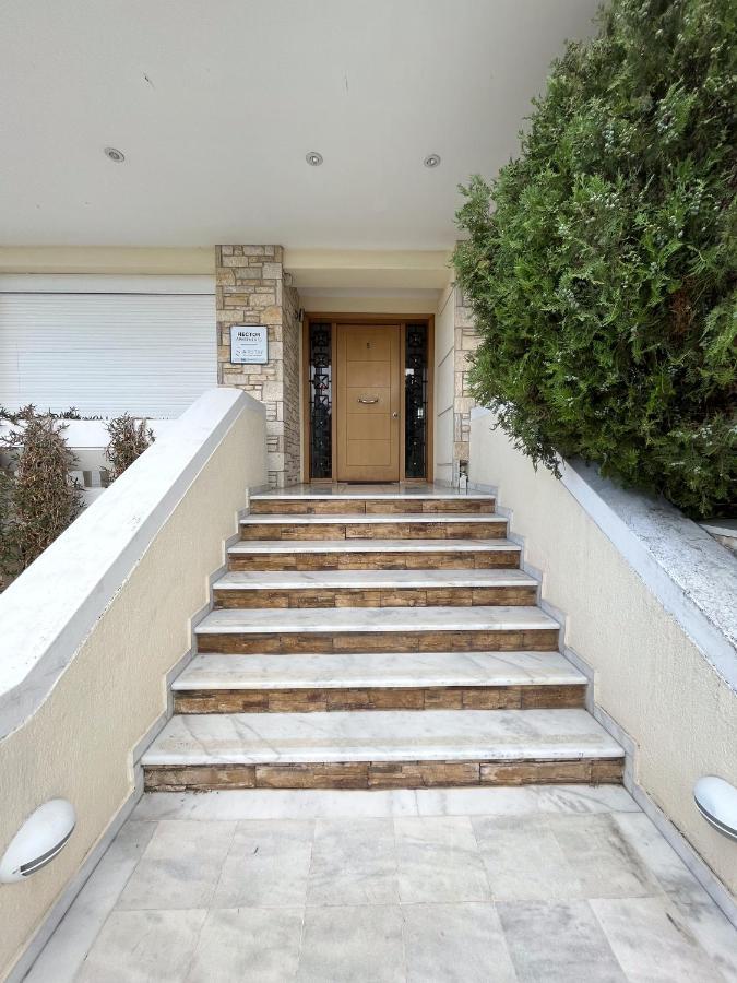 Hector Apartment Airport By Airstay Spáta エクステリア 写真
